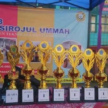 Graduations dan Kenaikan Kelas